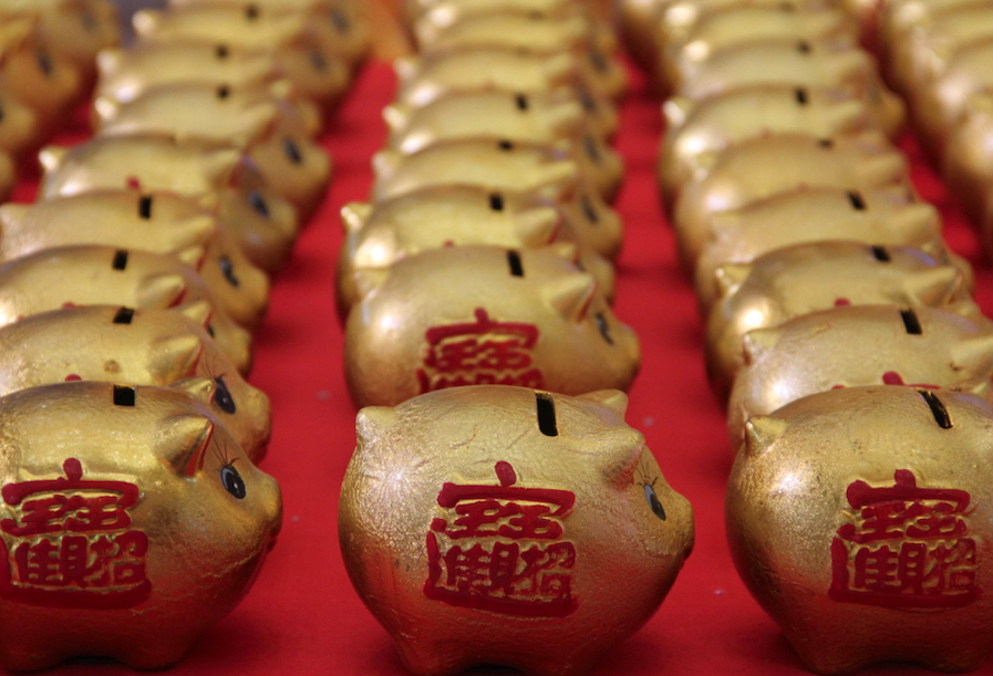 Article Gold Becomes More Useful as a Piggy Bank Than a Haven by Marcus Ashworth of Bloomberg News