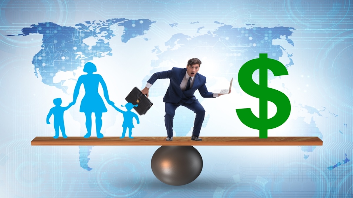 Long Bonds vs. Derivative Income: The Income Dilemma